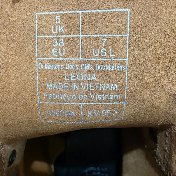 Dr. Martens Leona Black Leather Lace-Up Platform Combat Boots Women’s 7L US - Picture 2 of 13